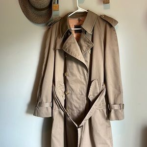 Vintage trench Mac coat